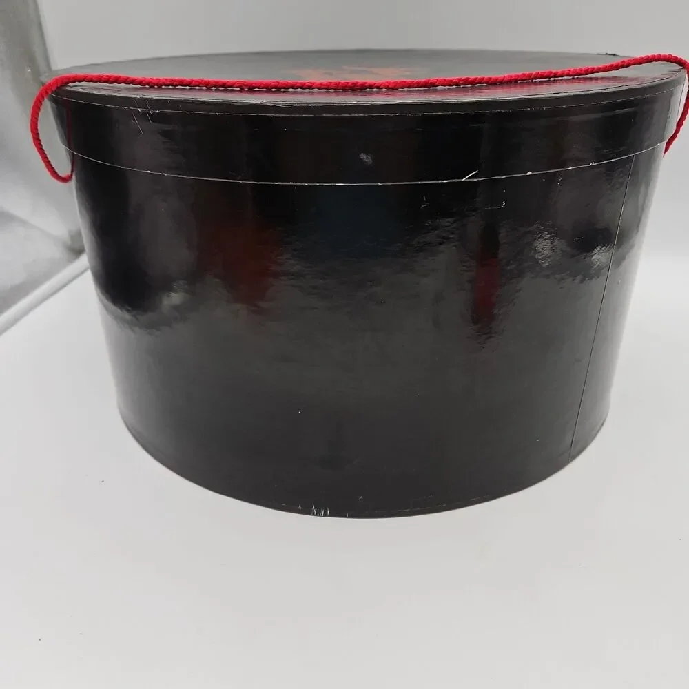 Vintage Saks Fifth Avenue Black Hat Box 15